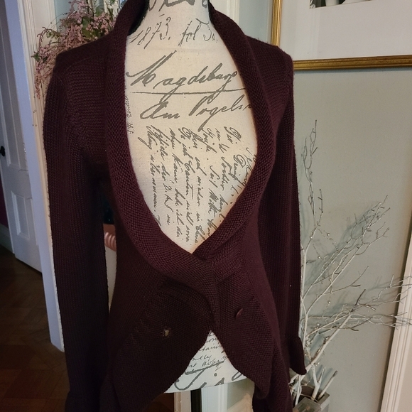 Moda International Sweaters - Moda International vintage sweater hp🔥🔥🔥